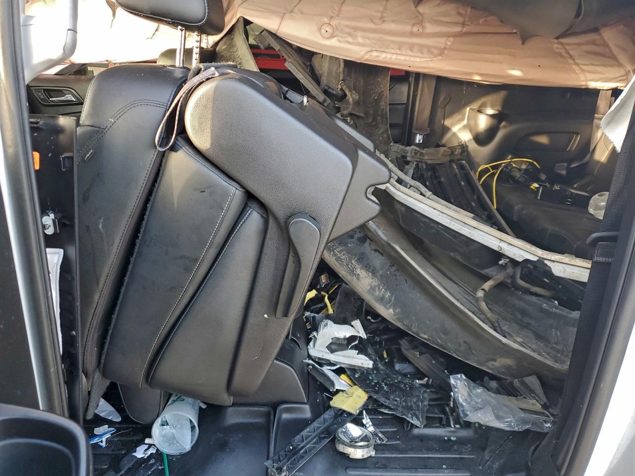 2018 CHEVROLET SUBURBAN C1500 PREMIER photo 10