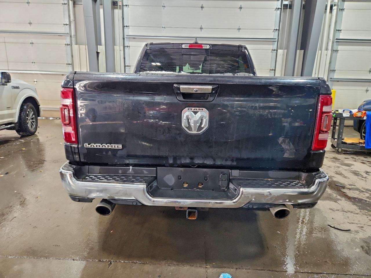 2019 RAM 1500 LARAMIE photo 6