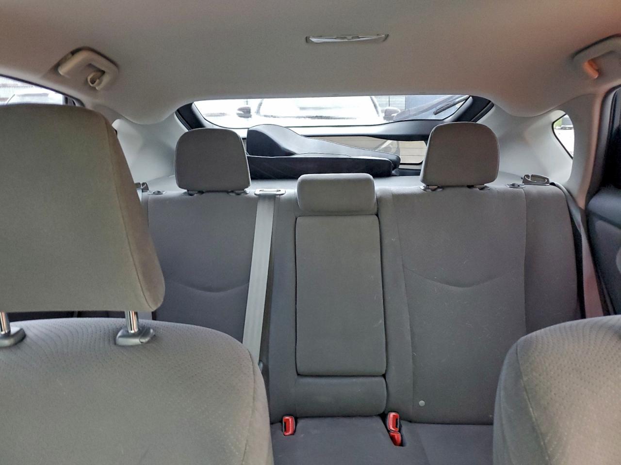 2010 TOYOTA PRIUS photo 10