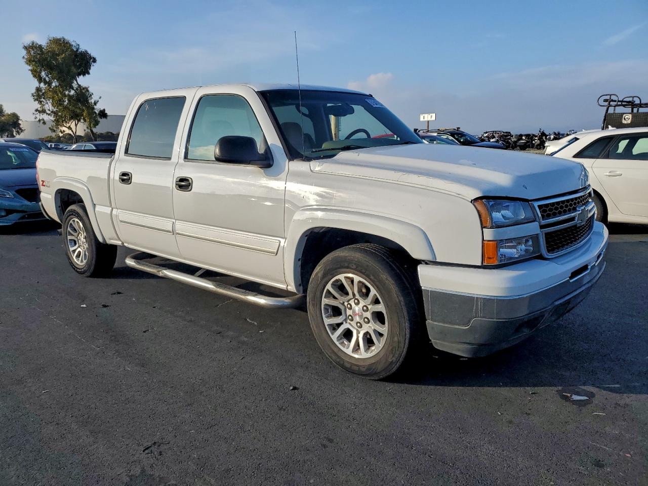 2006 CHEVROLET SILVERADO K1500 photo 4