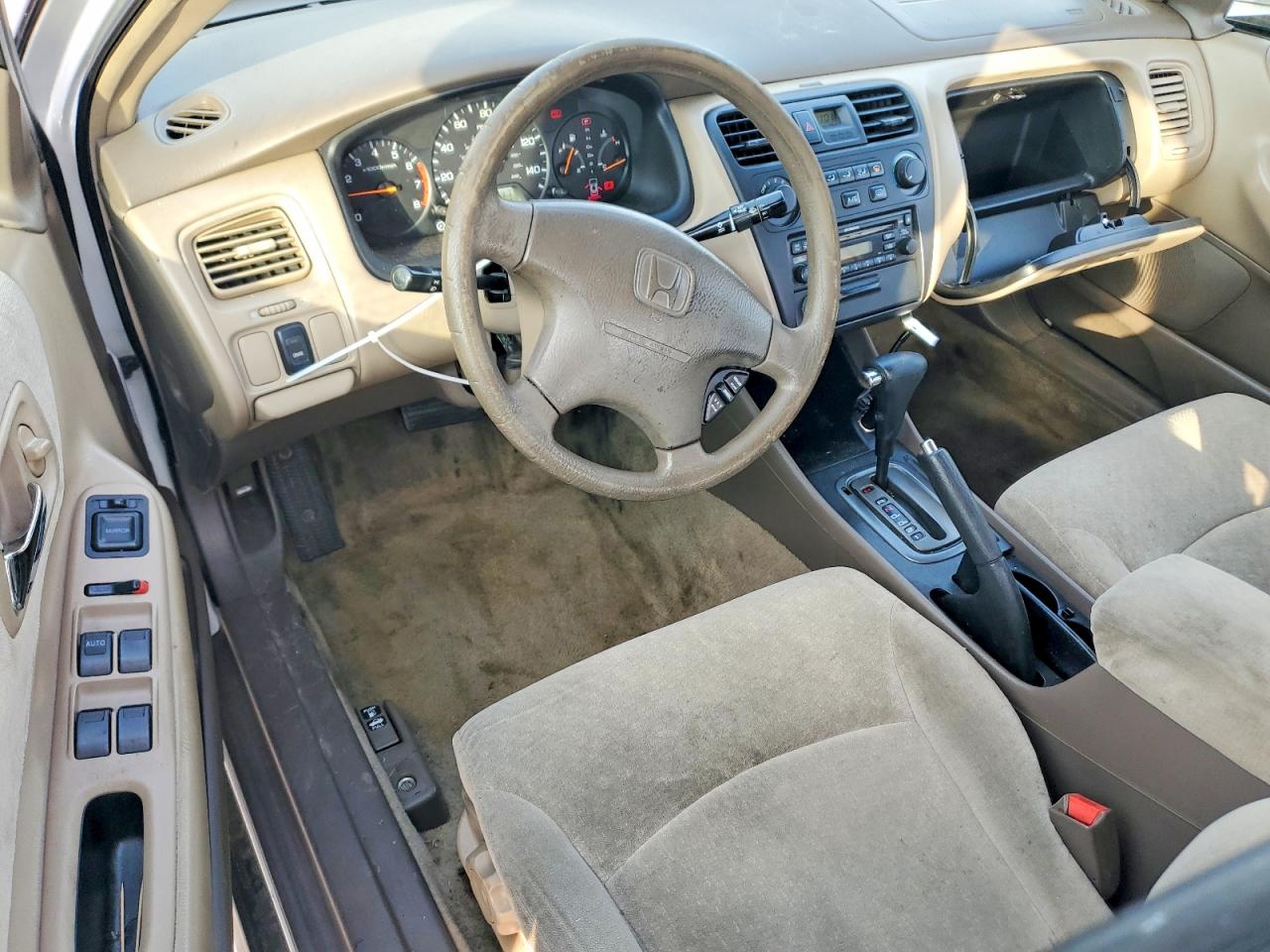 2002 HONDA ACCORD LX photo 8