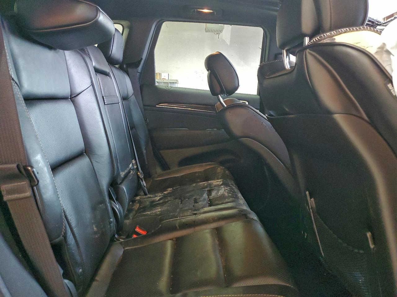 2014 JEEP GRAND CHEROKEE OVERLAND photo 11