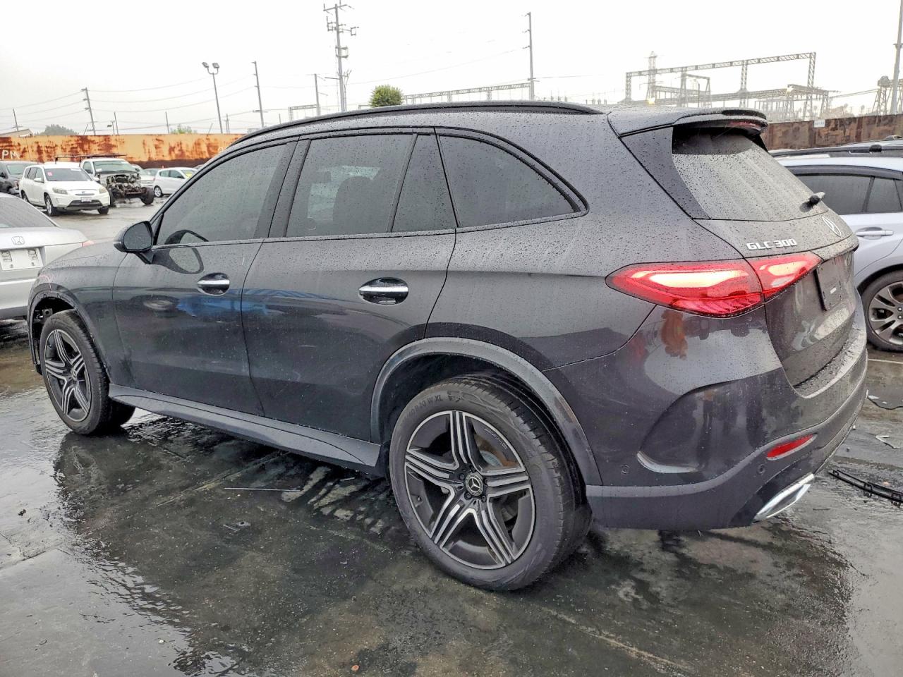 2025 MERCEDES-BENZ GLC 300 photo 2