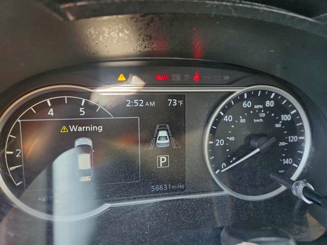 2020 NISSAN VERSA SV photo 9