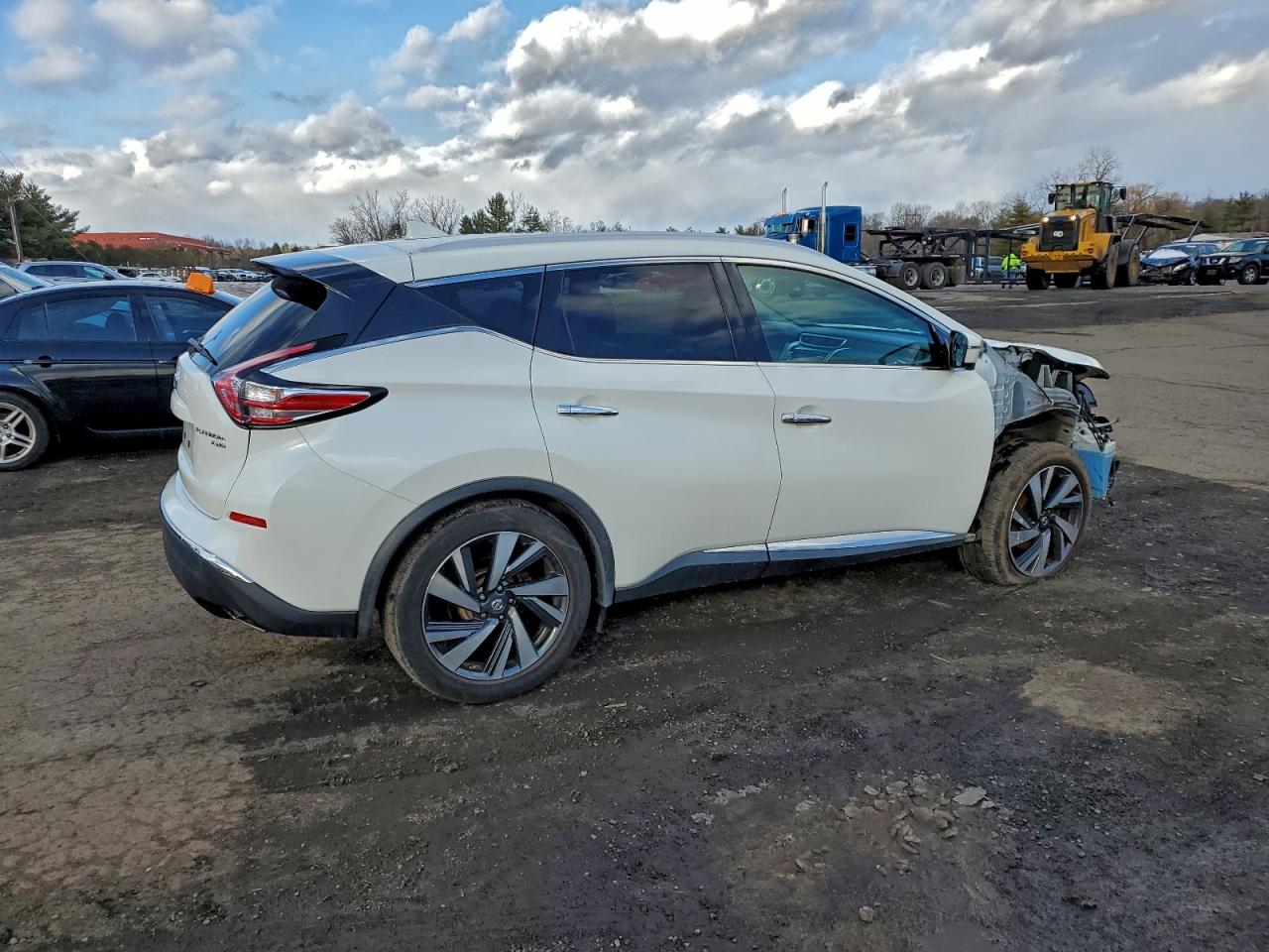 2017 NISSAN MURANO S photo 3