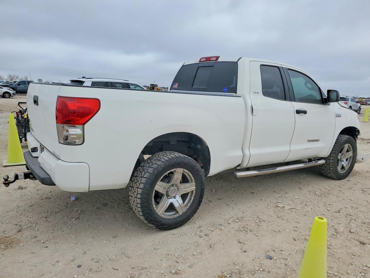 2007 TOYOTA TUNDRA DOUBLE CAB SR5 photo 3