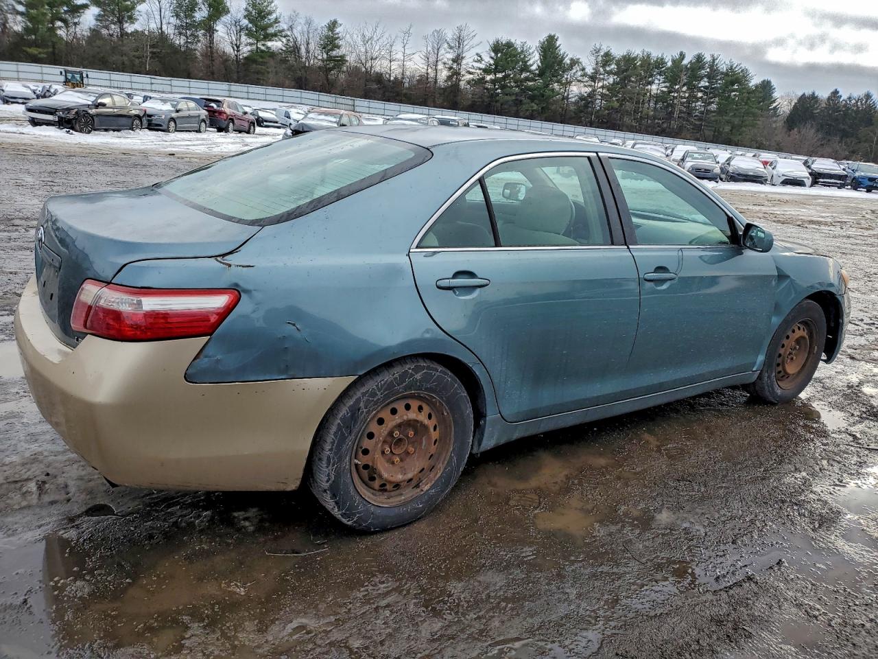 2009 TOYOTA CAMRY BASE photo 3