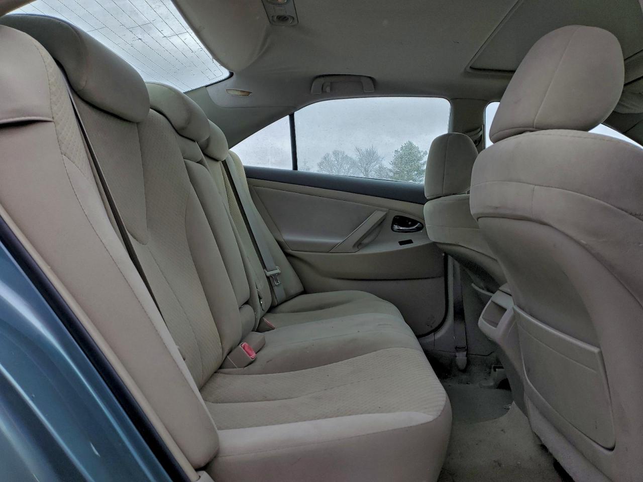 2009 TOYOTA CAMRY BASE photo 10