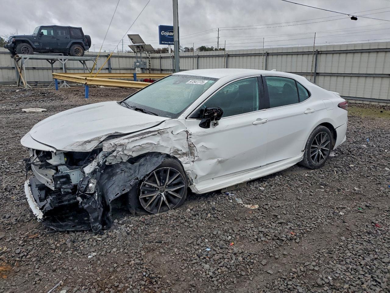 2024 TOYOTA CAMRY