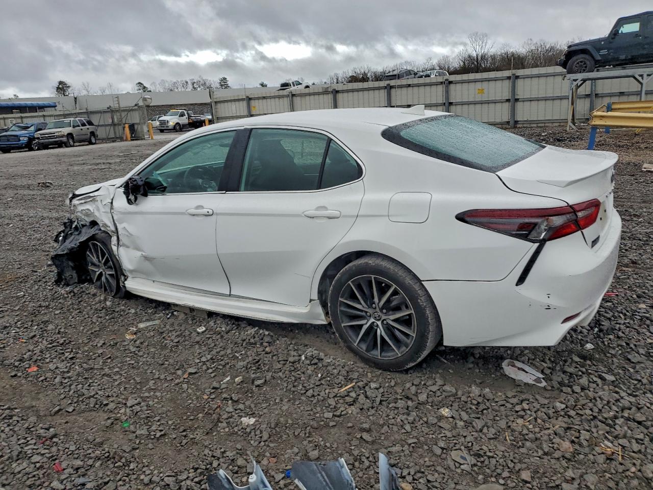 2024 TOYOTA CAMRY SE NIGHT SHADE photo 2