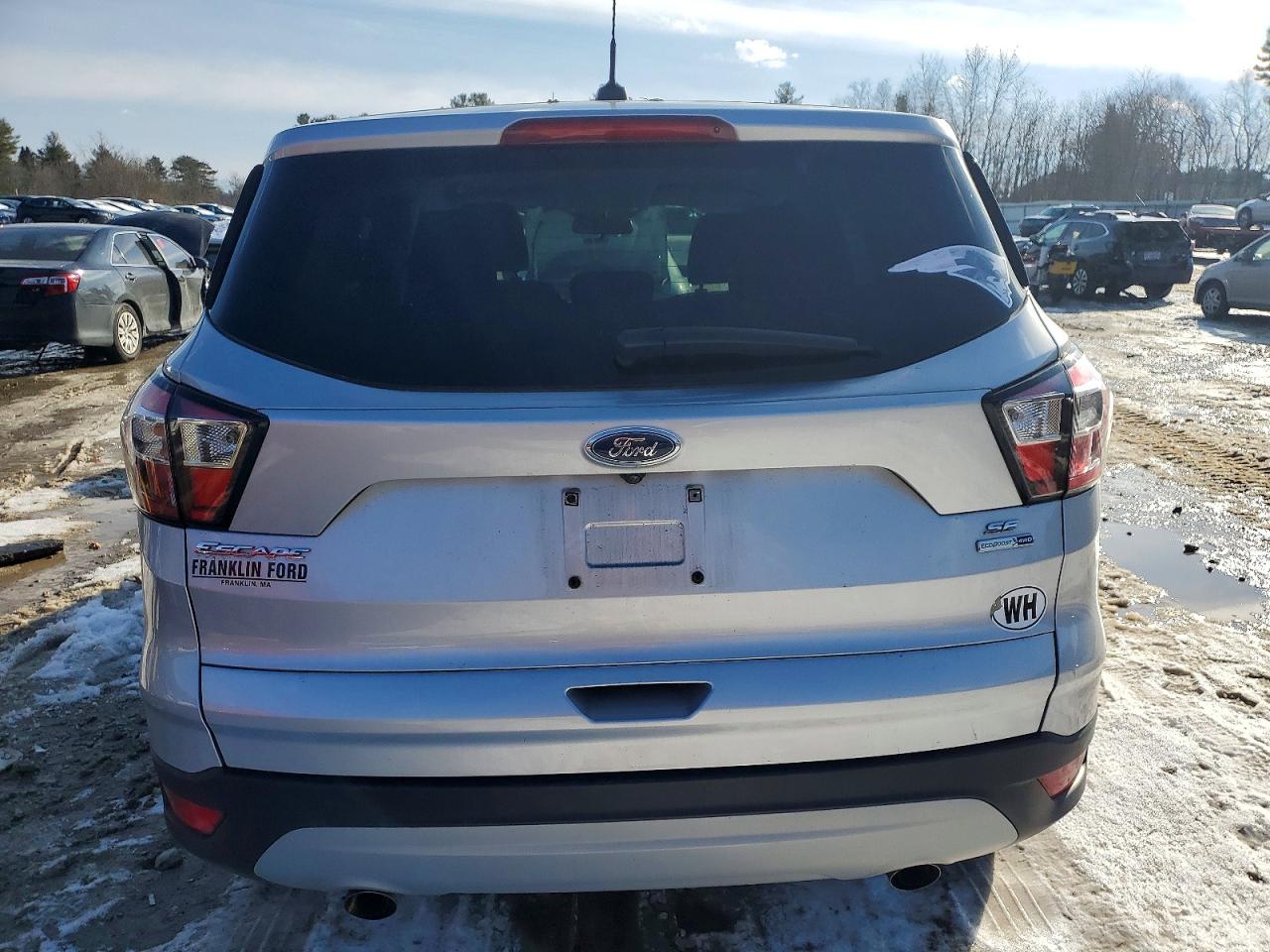 2017 FORD ESCAPE SE photo 6