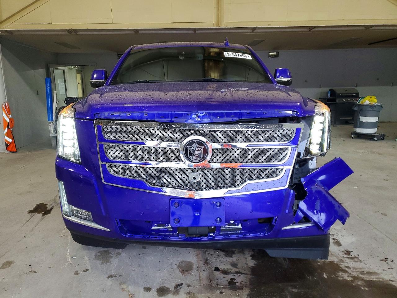 2016 CADILLAC ESCALADE ESV PREMIUM photo 5