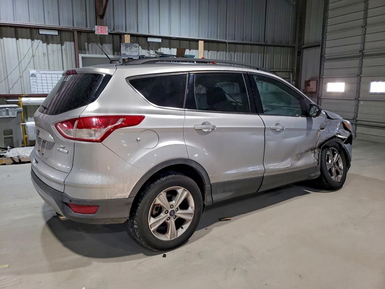 2016 FORD ESCAPE SE photo 3