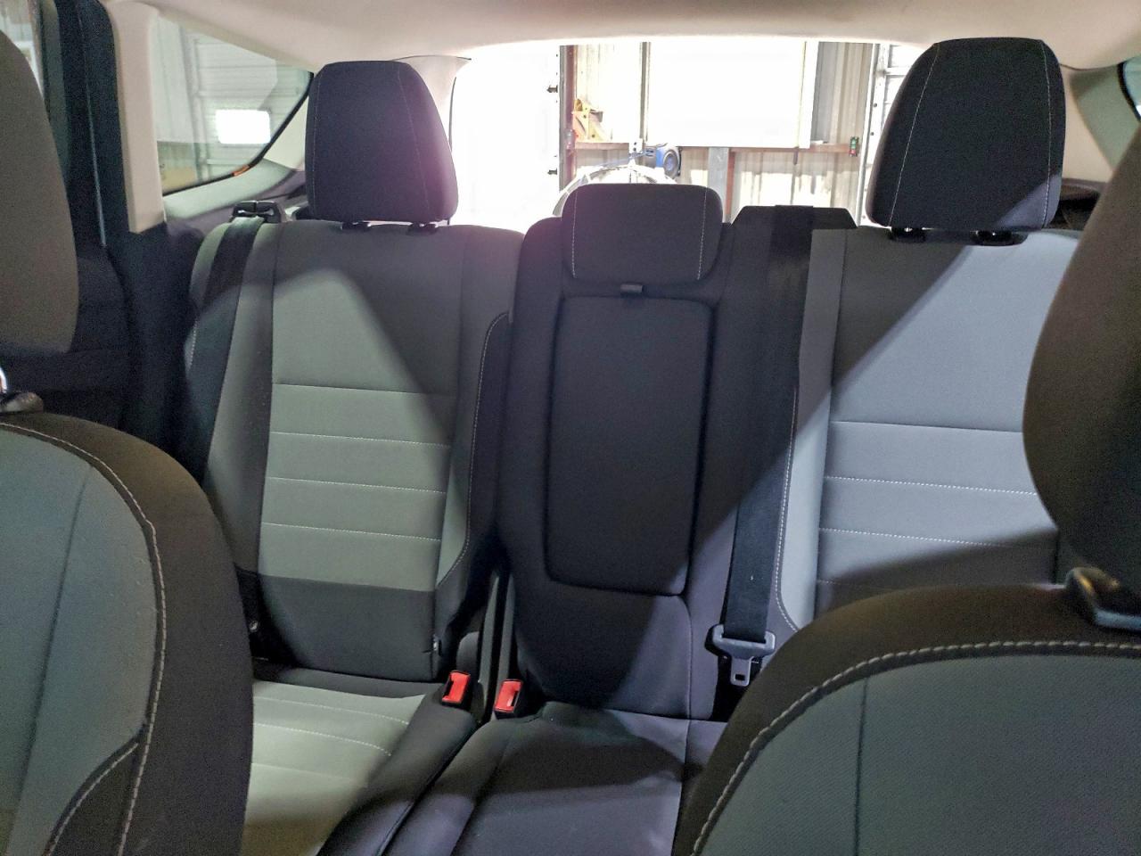 2016 FORD ESCAPE SE photo 10