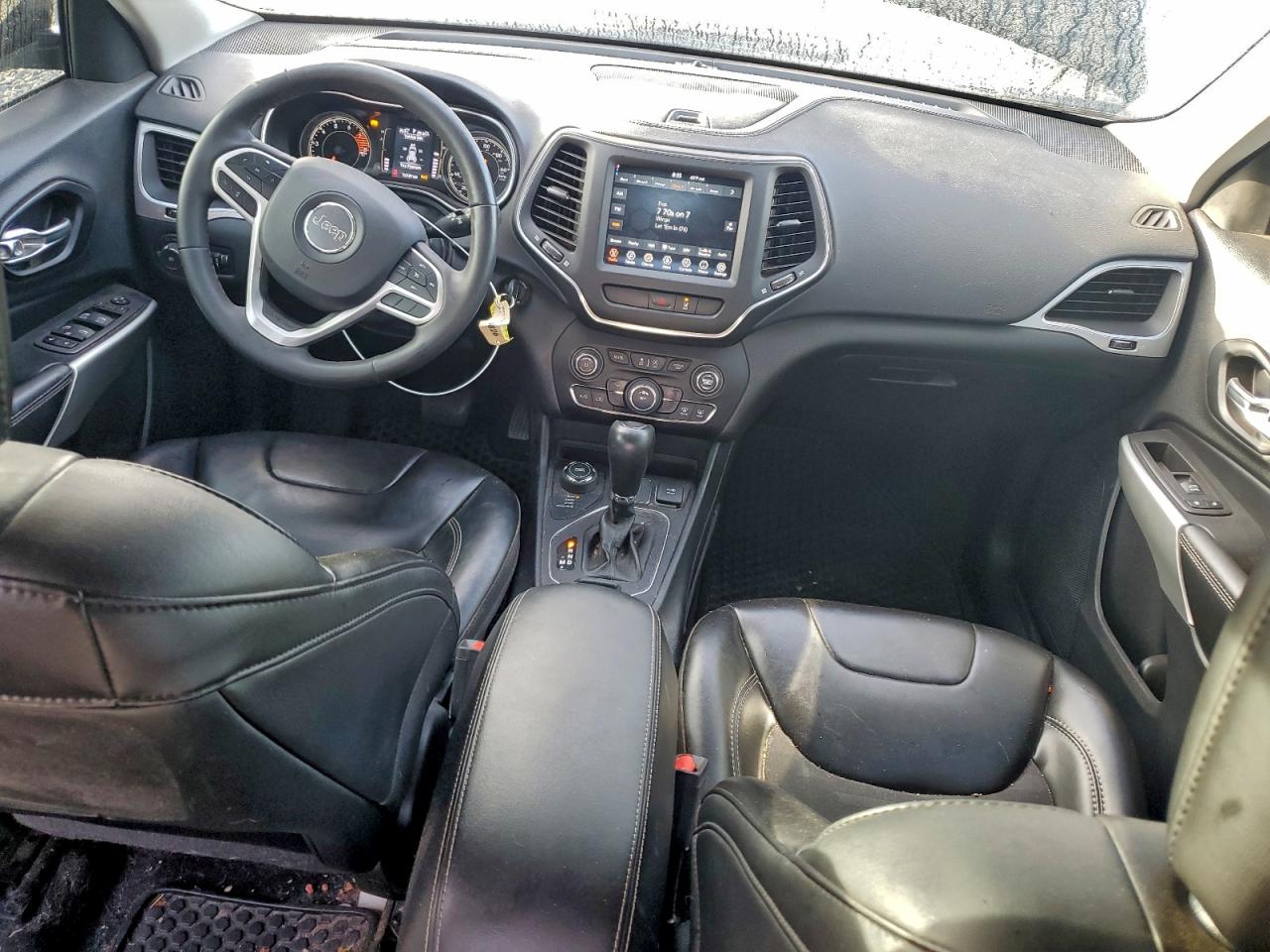 2022 JEEP CHEROKEE LATITUDE photo 8