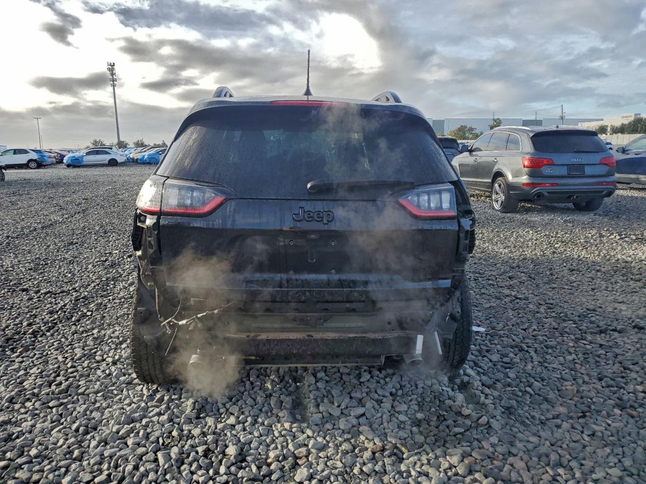2022 JEEP CHEROKEE LATITUDE photo 6