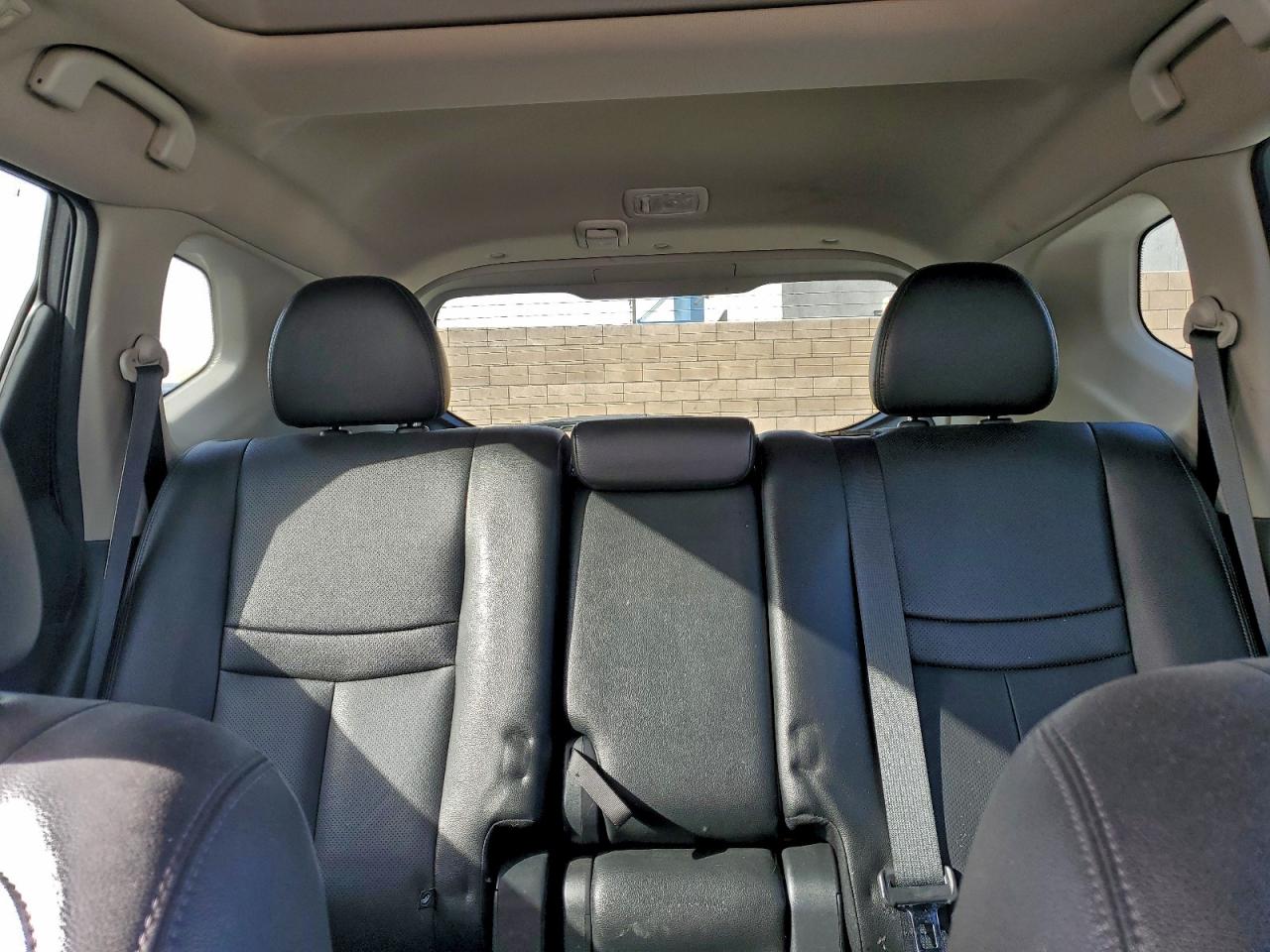 2019 NISSAN ROGUE S photo 10