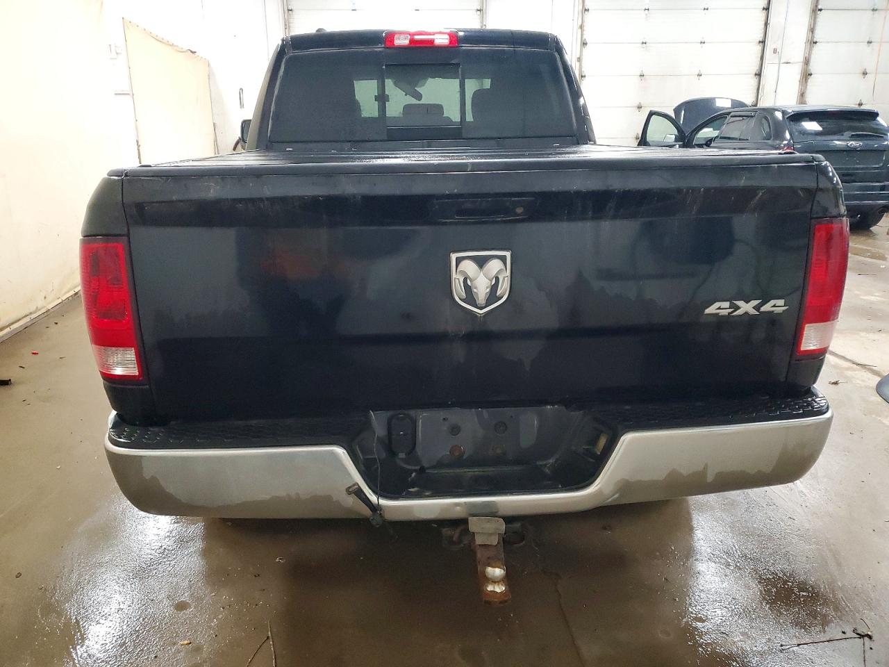 2014 RAM 1500 ST photo 6