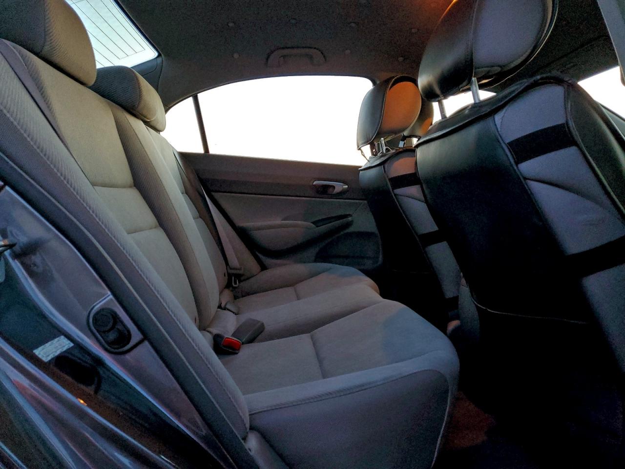 2011 HONDA CIVIC LX photo 10