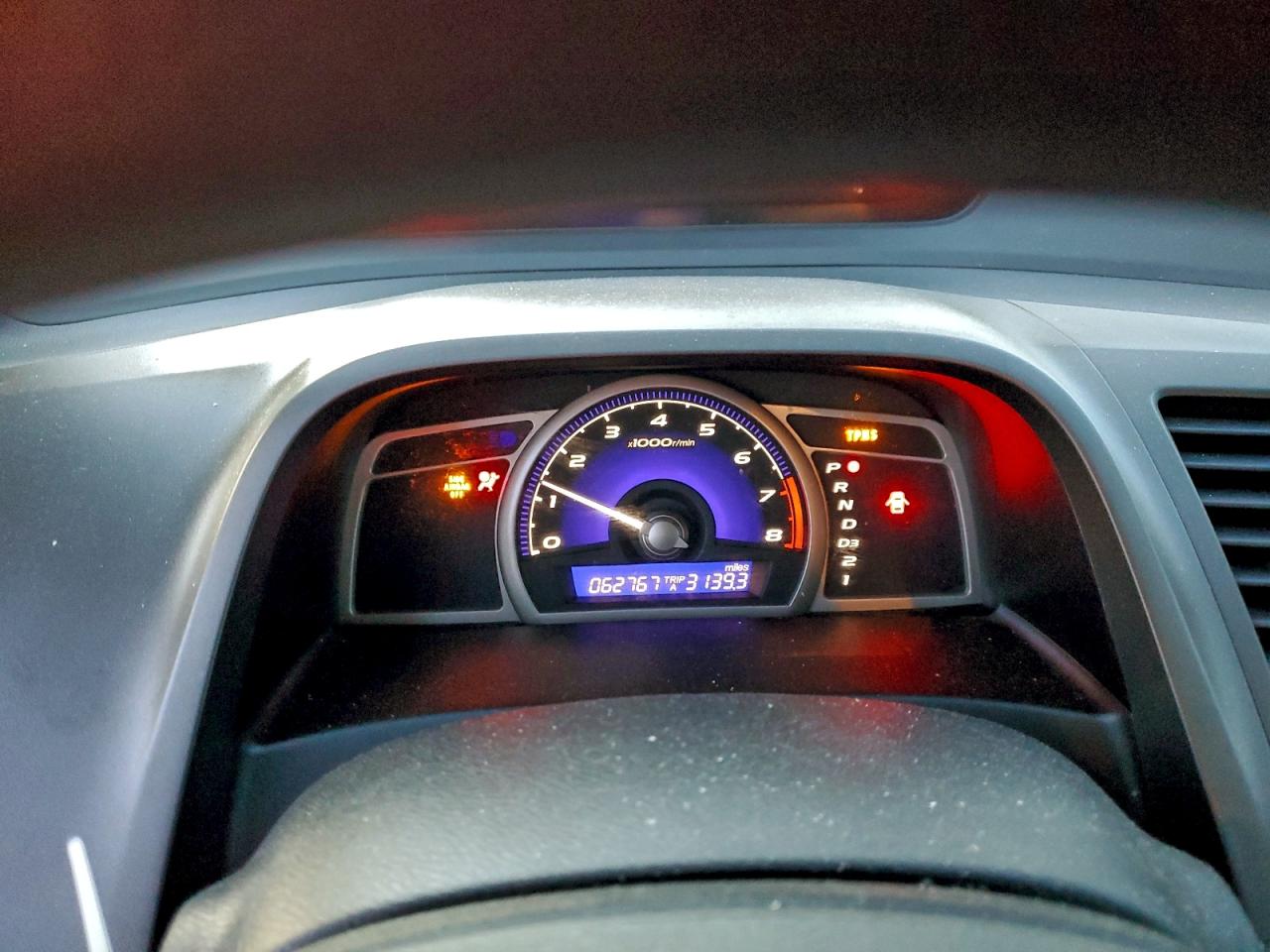 2011 HONDA CIVIC LX photo 9