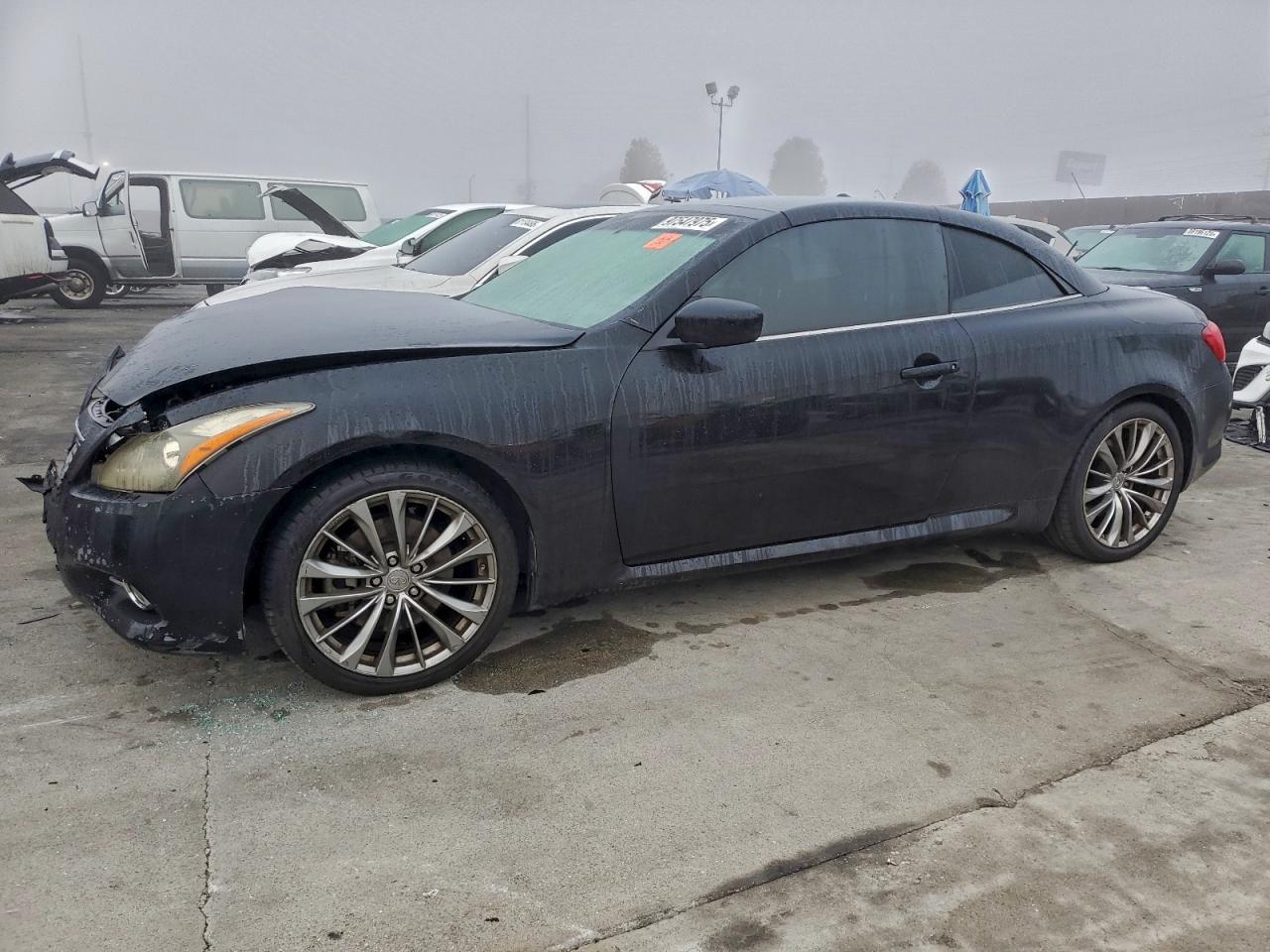 2011 INFINITI G37