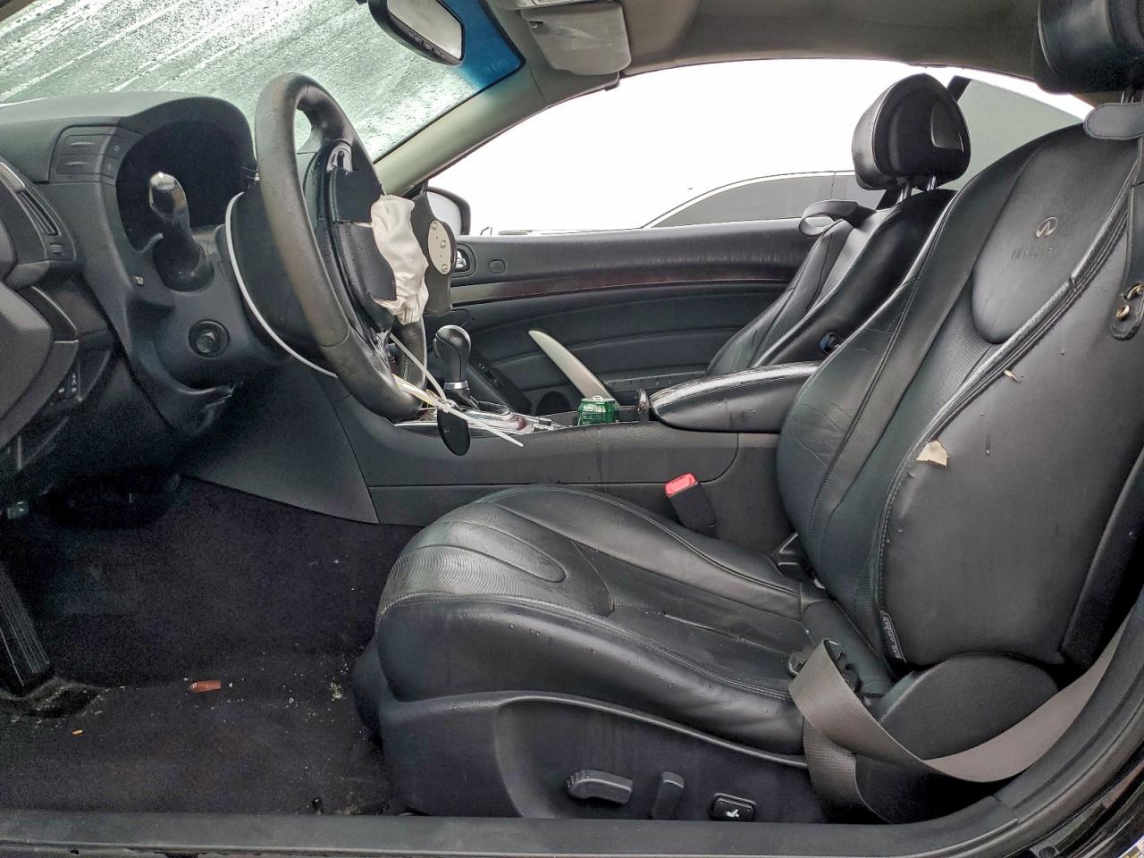 2011 INFINITI G37 BASE photo 7