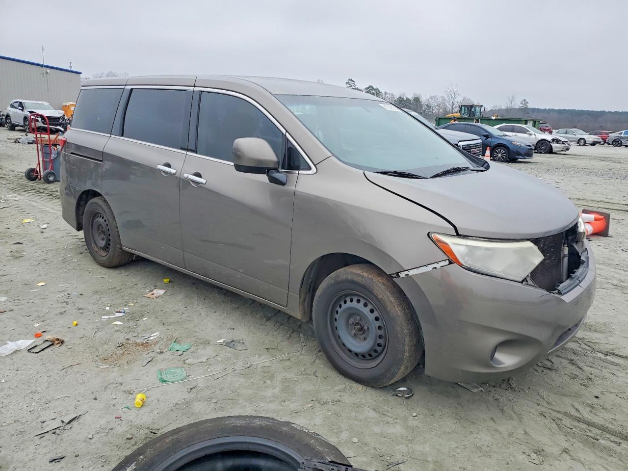 2015 NISSAN QUEST S photo 4