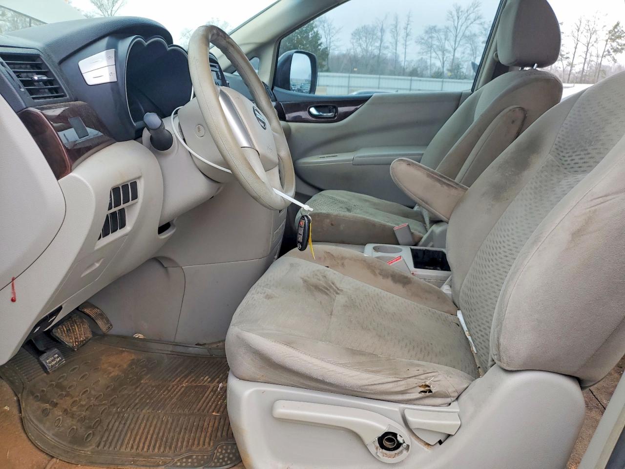2015 NISSAN QUEST S photo 7