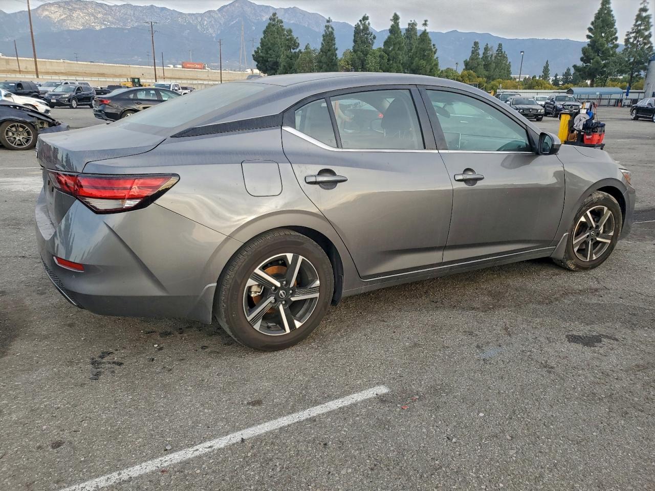 2025 NISSAN SENTRA SV photo 7