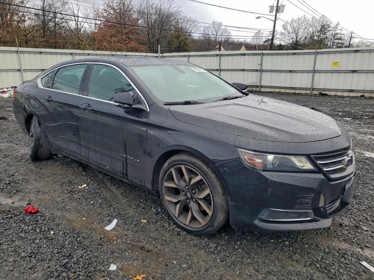 2015 CHEVROLET IMPALA LT photo 4