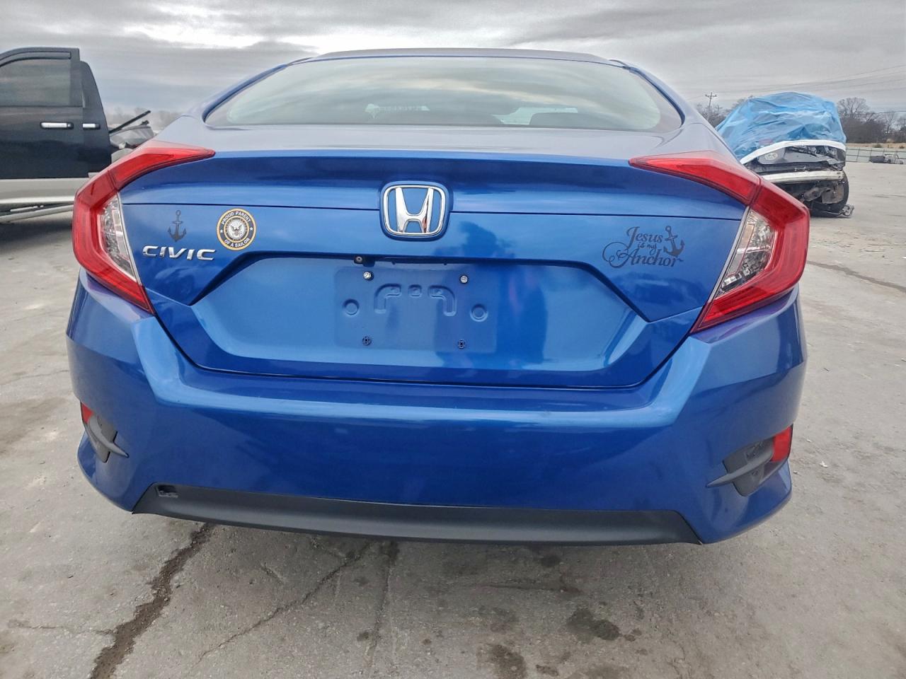 2020 HONDA CIVIC LX photo 6