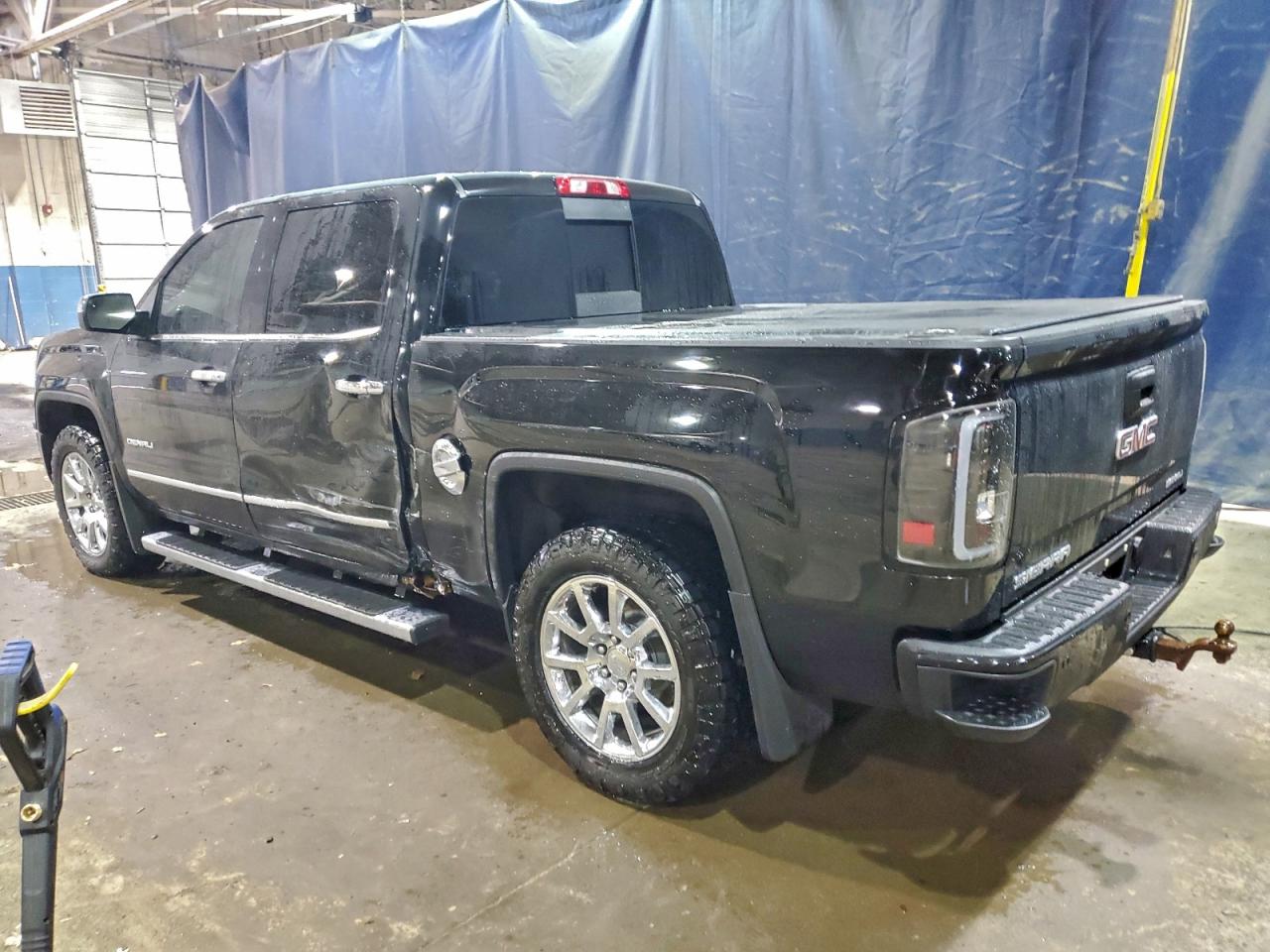 2014 GMC SIERRA K1500 DENALI photo 2