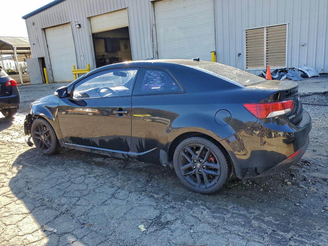 2010 KIA FORTE SX photo 2