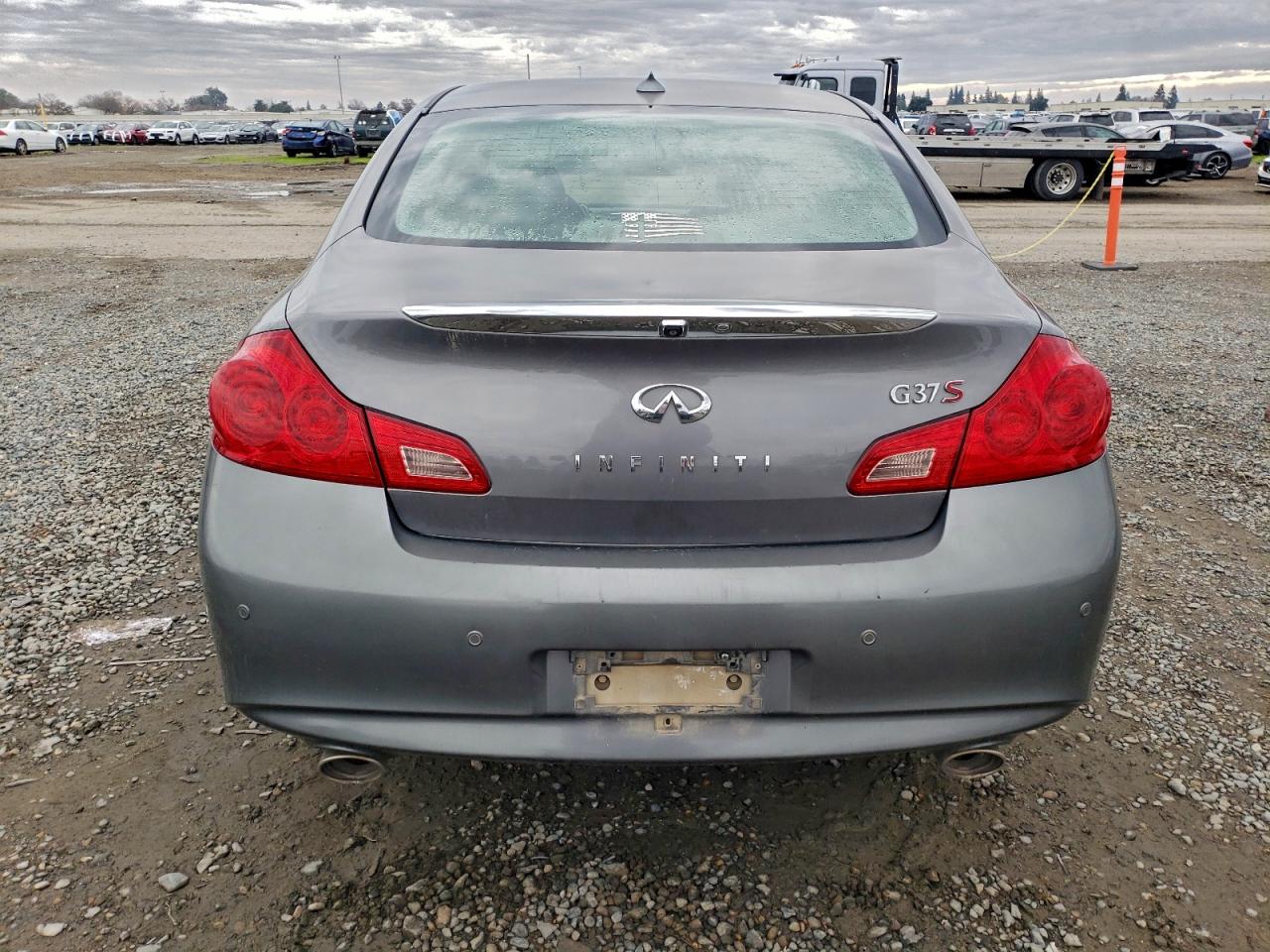 2012 INFINITI G37 BASE photo 6