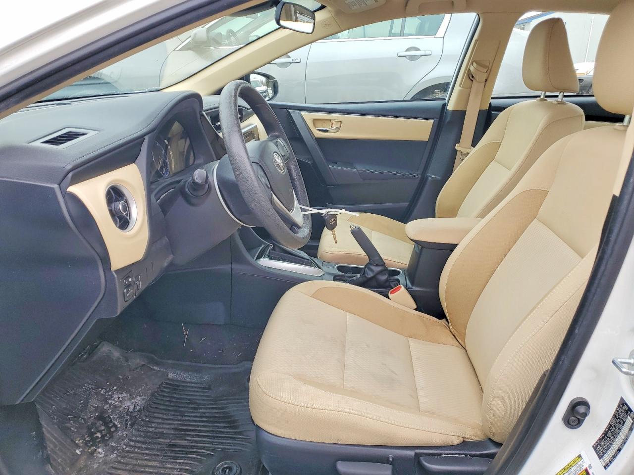 2017 TOYOTA COROLLA L photo 7
