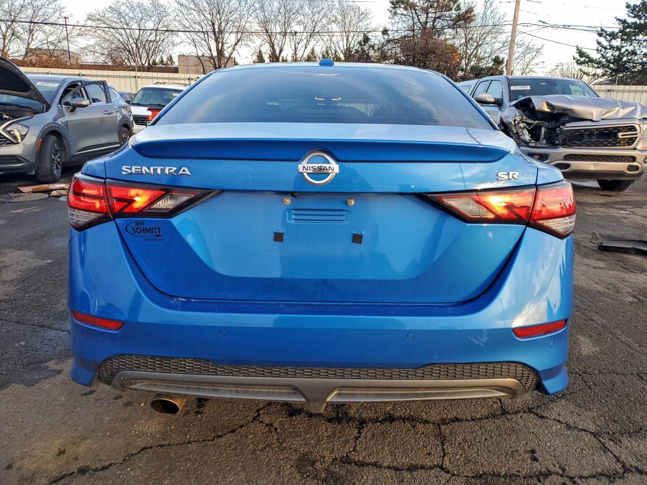 2023 NISSAN SENTRA SR photo 6