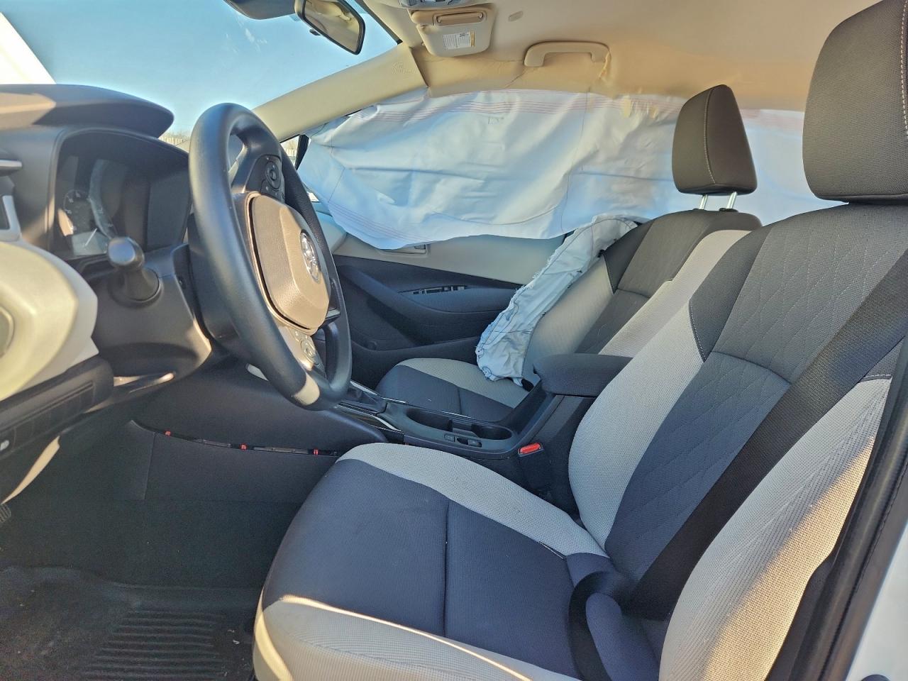 2024 TOYOTA COROLLA LE photo 7