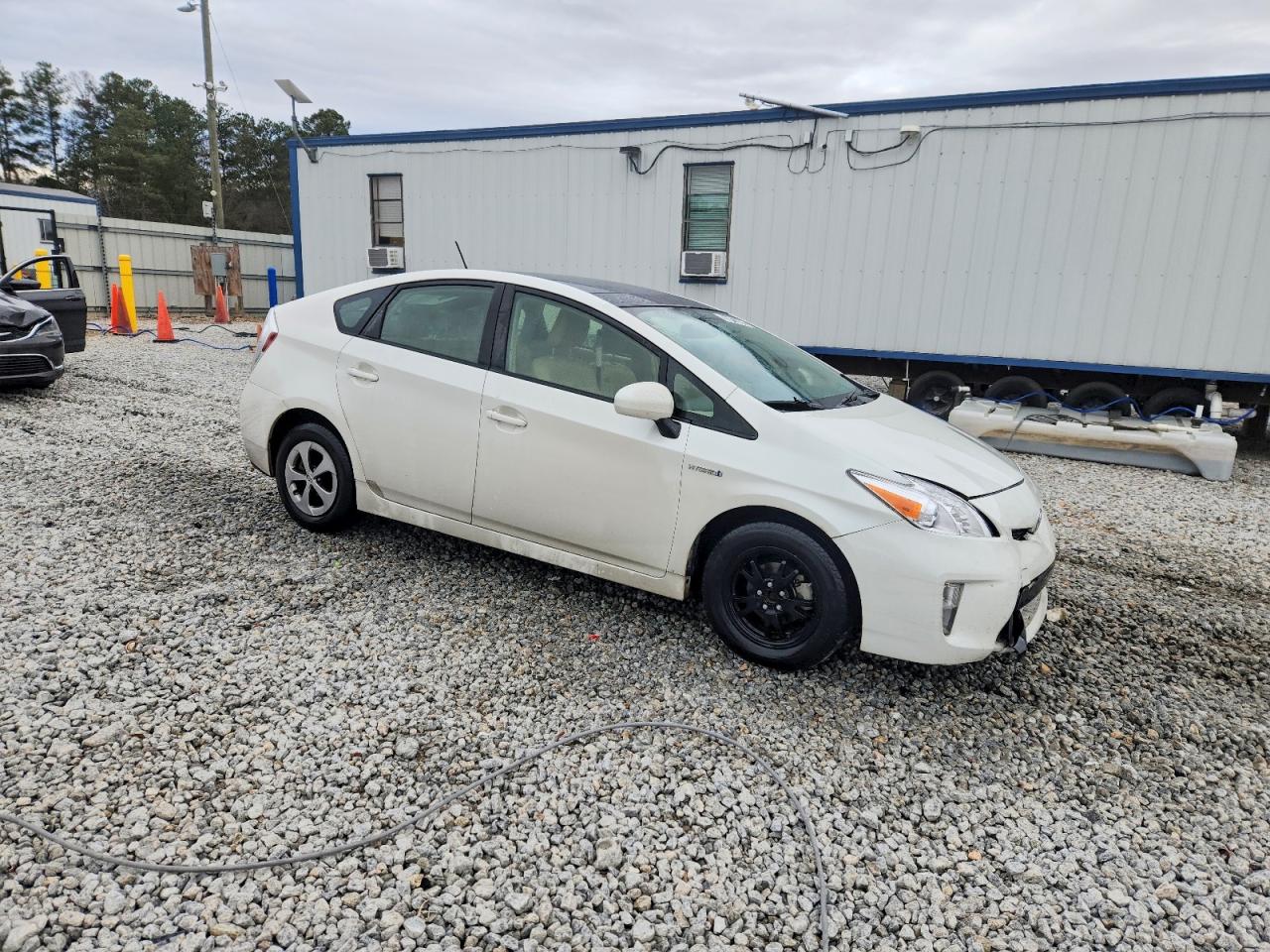 2013 TOYOTA PRIUS photo 4