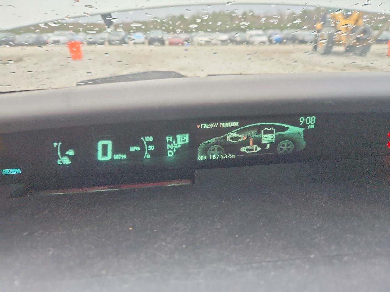 2013 TOYOTA PRIUS photo 9
