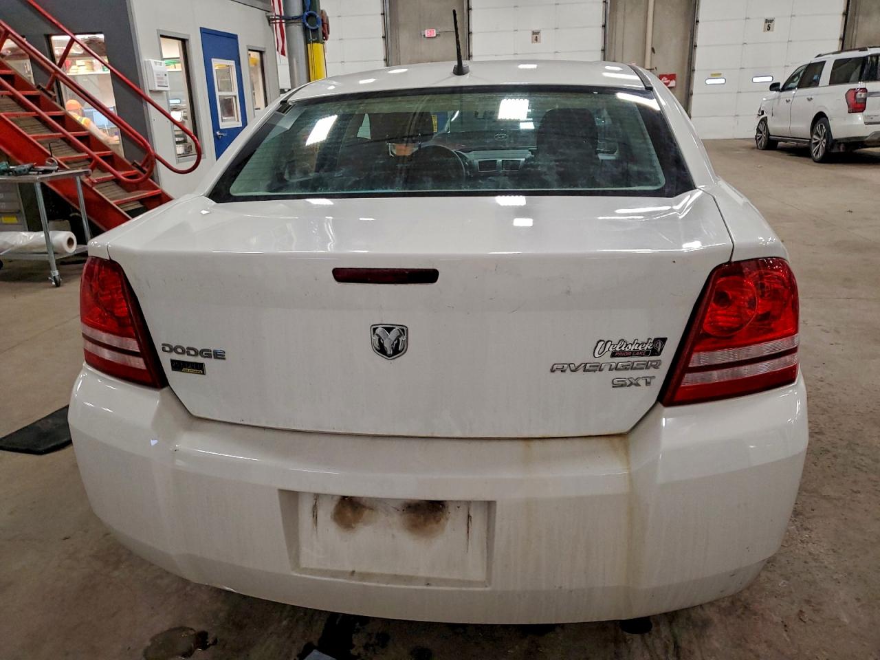 2010 DODGE AVENGER SXT photo 6