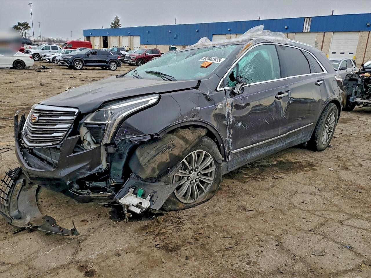 2017 CADILLAC XT5