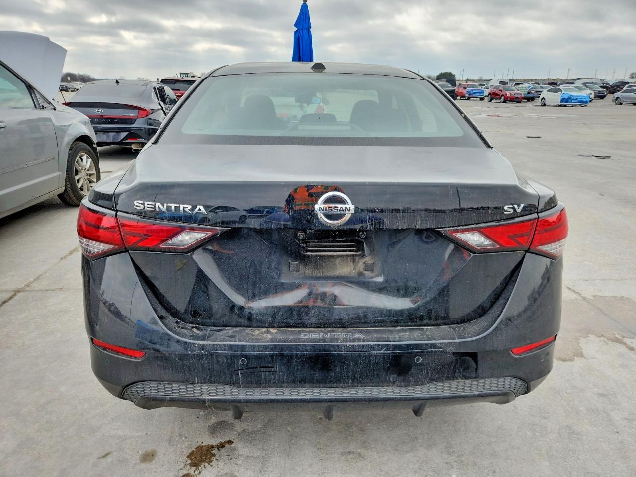 2022 NISSAN SENTRA SV photo 6