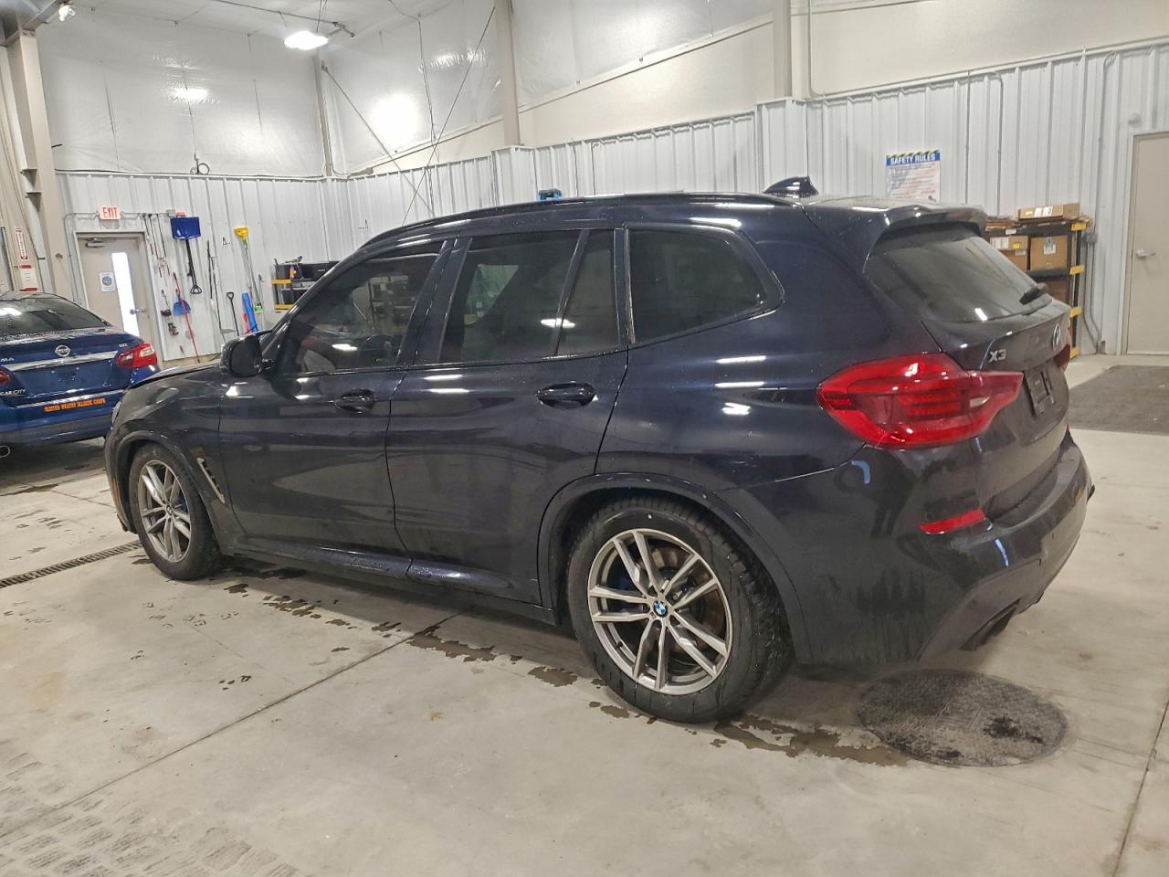 2018 BMW X3 XDRIVEM40I photo 2