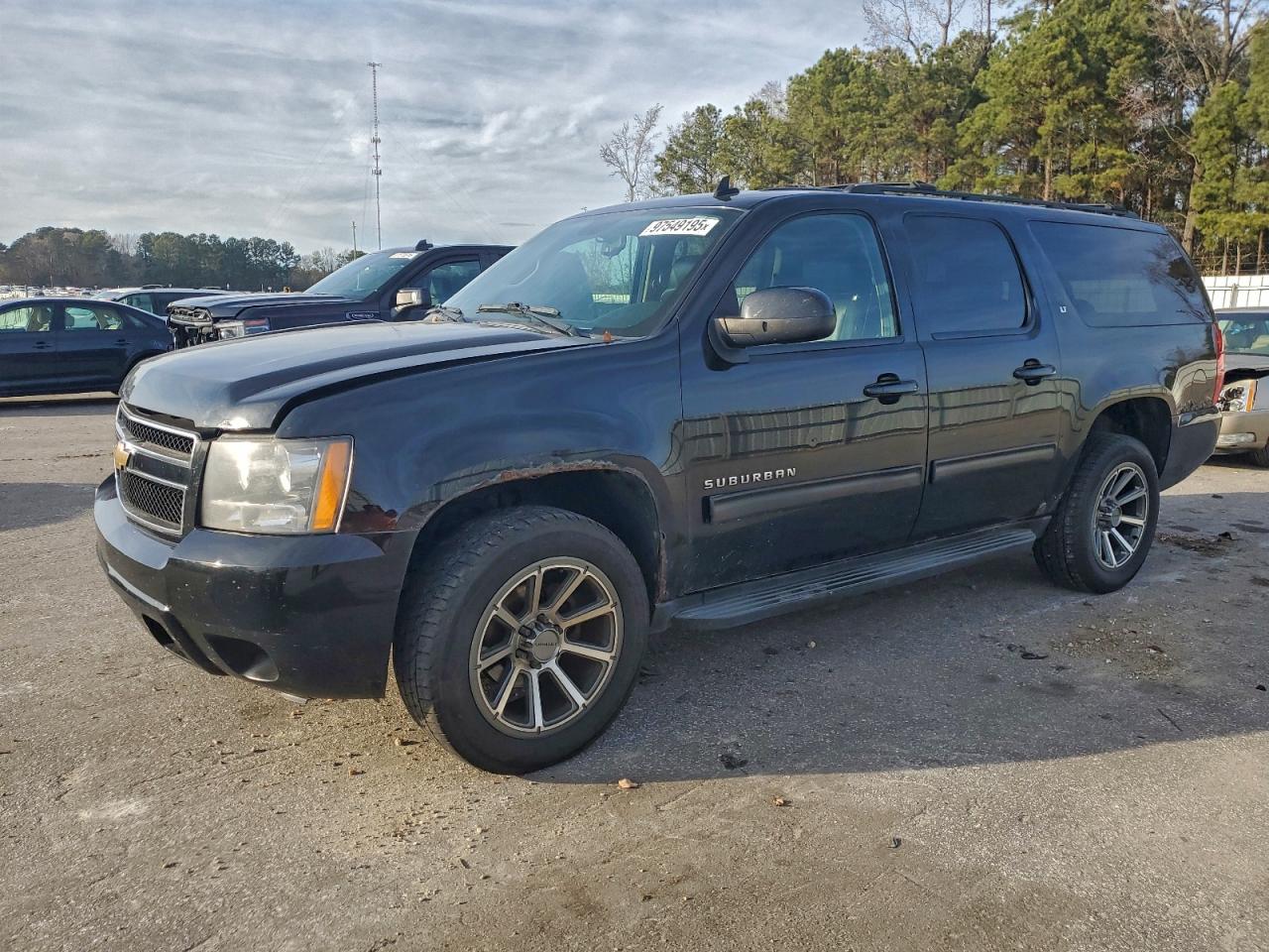 2011 CHEVROLET SUBURBAN