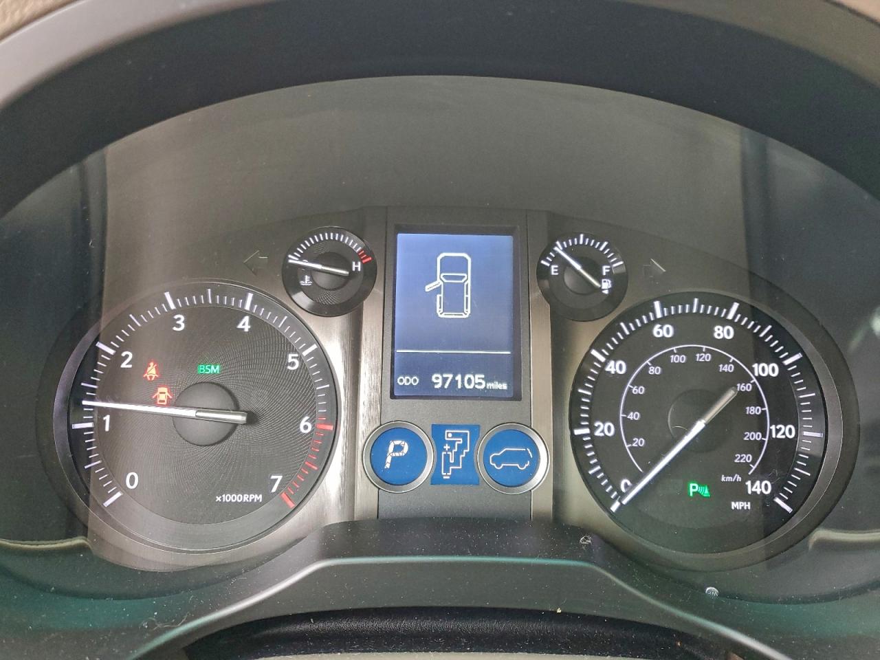 2016 LEXUS GX 460 photo 9