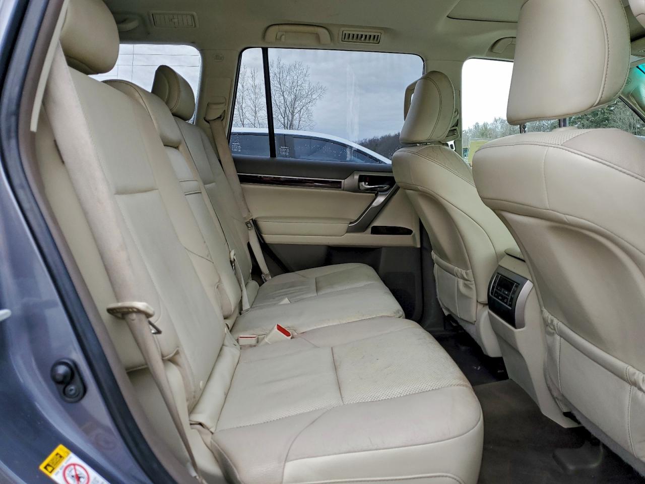 2016 LEXUS GX 460 photo 11