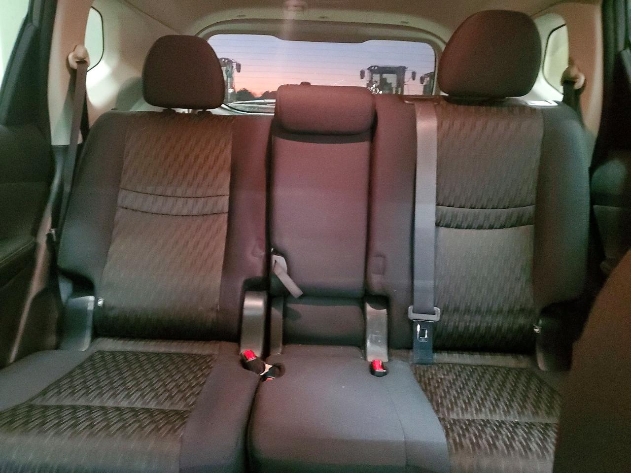 2017 NISSAN ROGUE SV photo 10