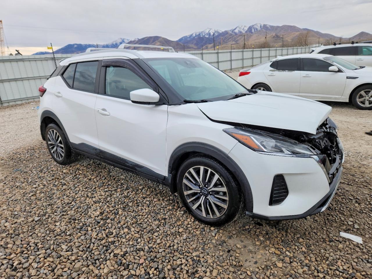 2023 NISSAN KICKS SV photo 4