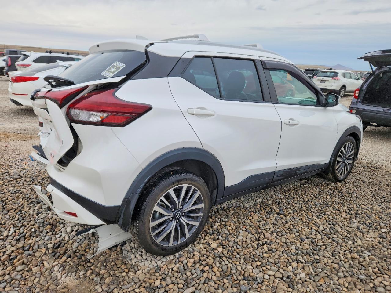 2023 NISSAN KICKS SV photo 3