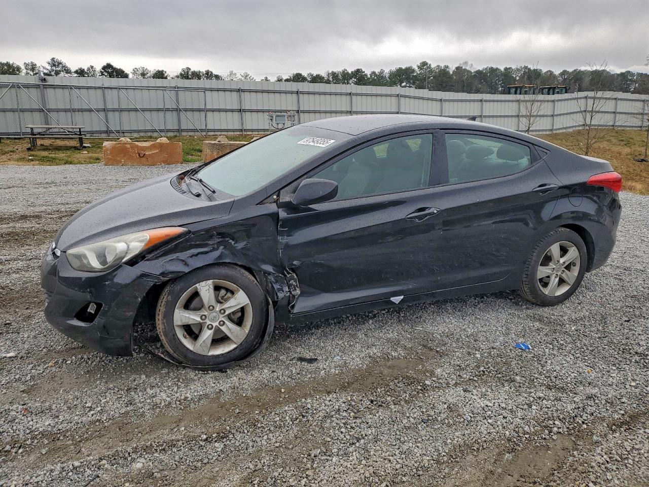2012 HYUNDAI ELANTRA